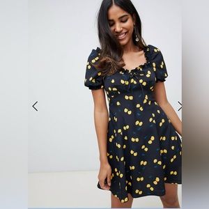 Skater Dress for Spring, yellow cherry print, fun! Sz 6
